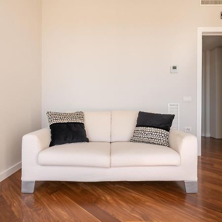 Penthouse Center Apartment Cagliari Bagian luar foto
